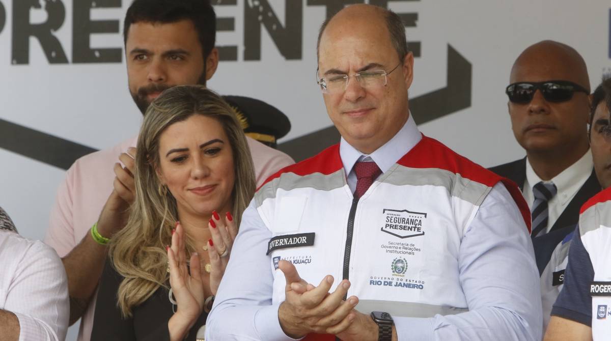 Witzel e a esposa, Helena - Reginaldo Pimenta / Ag&ecirc;ncia O Dia