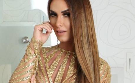 Após separação, Nicole Bahls comenta vídeos de ex-marido com influencer: 'Livramento'