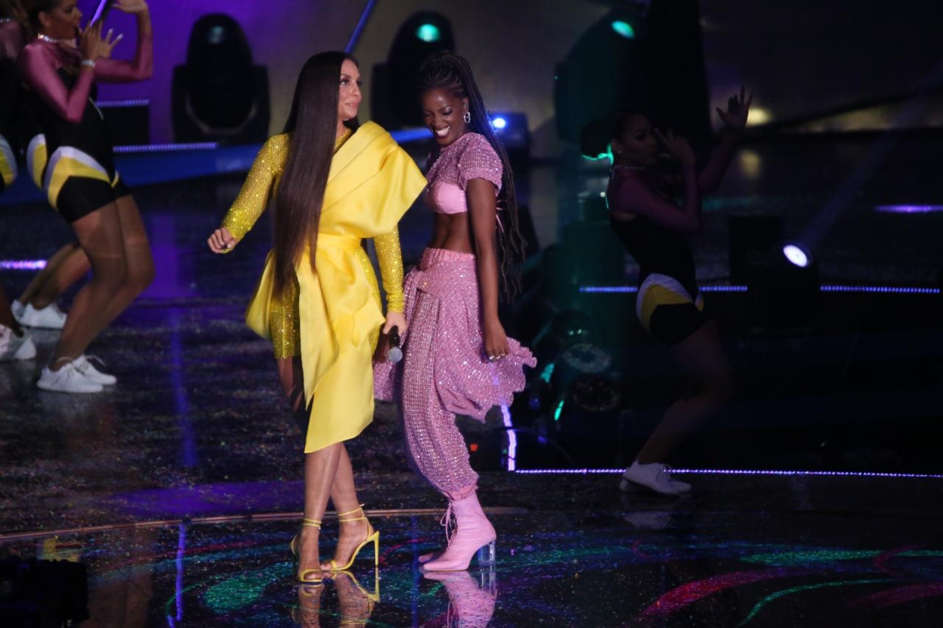 Iza e Ivete Sangalo - Agnews 