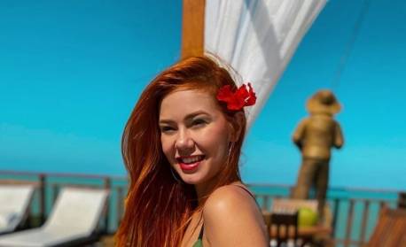 Mirela Janis alfineta Nina Cachoeira, eliminada do 'Power Couple'