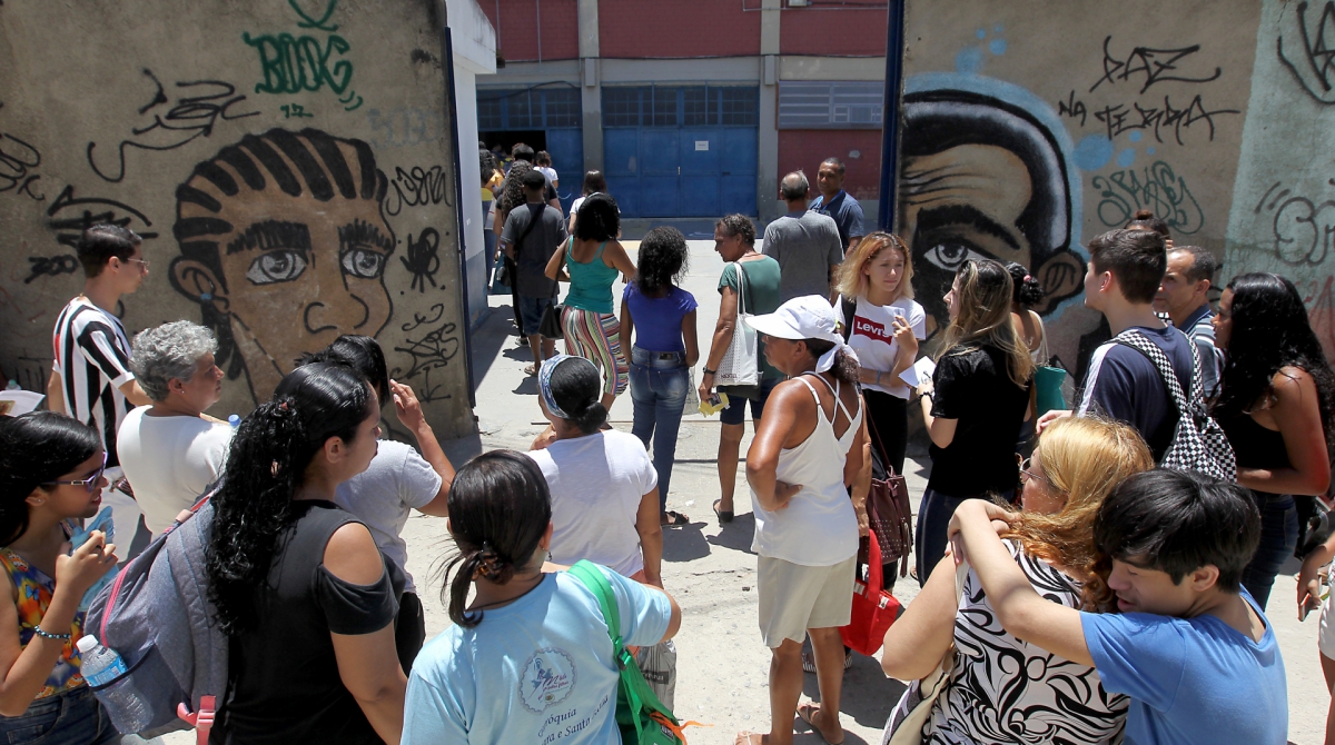 Rio de Janeiro 03/11/2019 - Enem 2019, portoes fecharam as 13:30. Foto: Luciano Belford/Agencia O Dia - Luciano Belford/Agência O Dia