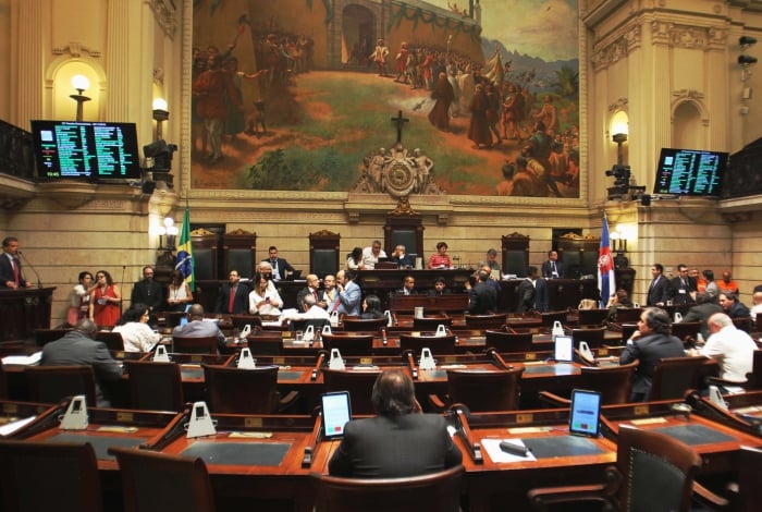 Em segunda votação, Câmara de Vereadores aprovou encampação da Linha Amarela por unanimidade

