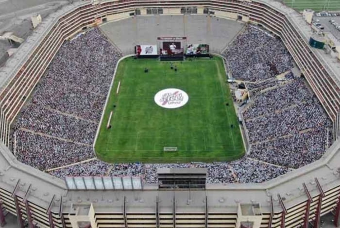 Estádio Monumental "U", em Lima, no Peru