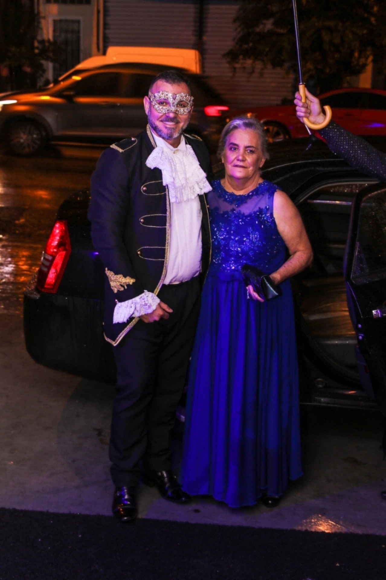 Ex-BBB Vava comemora 43 anos