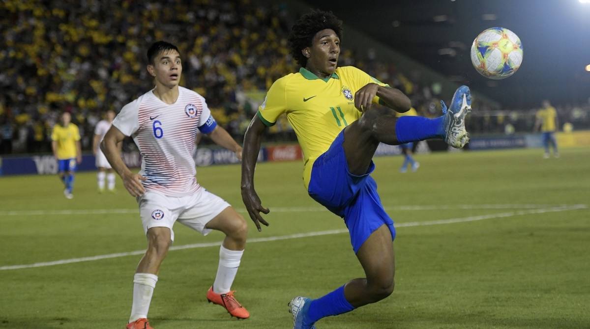 Talles Magno sofreu uma lesão na coxa direita no Mundial Sub- 17 e será tratado na Colina - Divulgação CBF