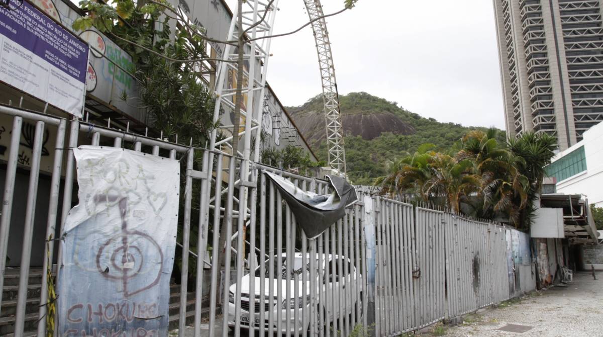 Rio,07/11/2019 - BOTAFOGO- Canecao pode ser reaberto em parceria da Prefeitura com a UFRJ. a casa de show esta fechada desde 2010 .Na foto, fachada do Canecao .Foto: Cl&eacute;ber Mendes/Ag&ecirc;ncia O Dia