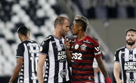 A ciranda dos times cariocas à beira do abismo