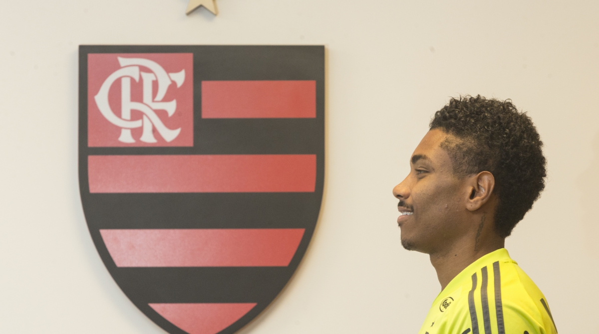 ATAQUE - Entrevista com jogador Vitinbho do Flamengo no Ninho do Urubu em Vargem Grande. Foto: Daniel Castelo Branco / Agencia O Dia