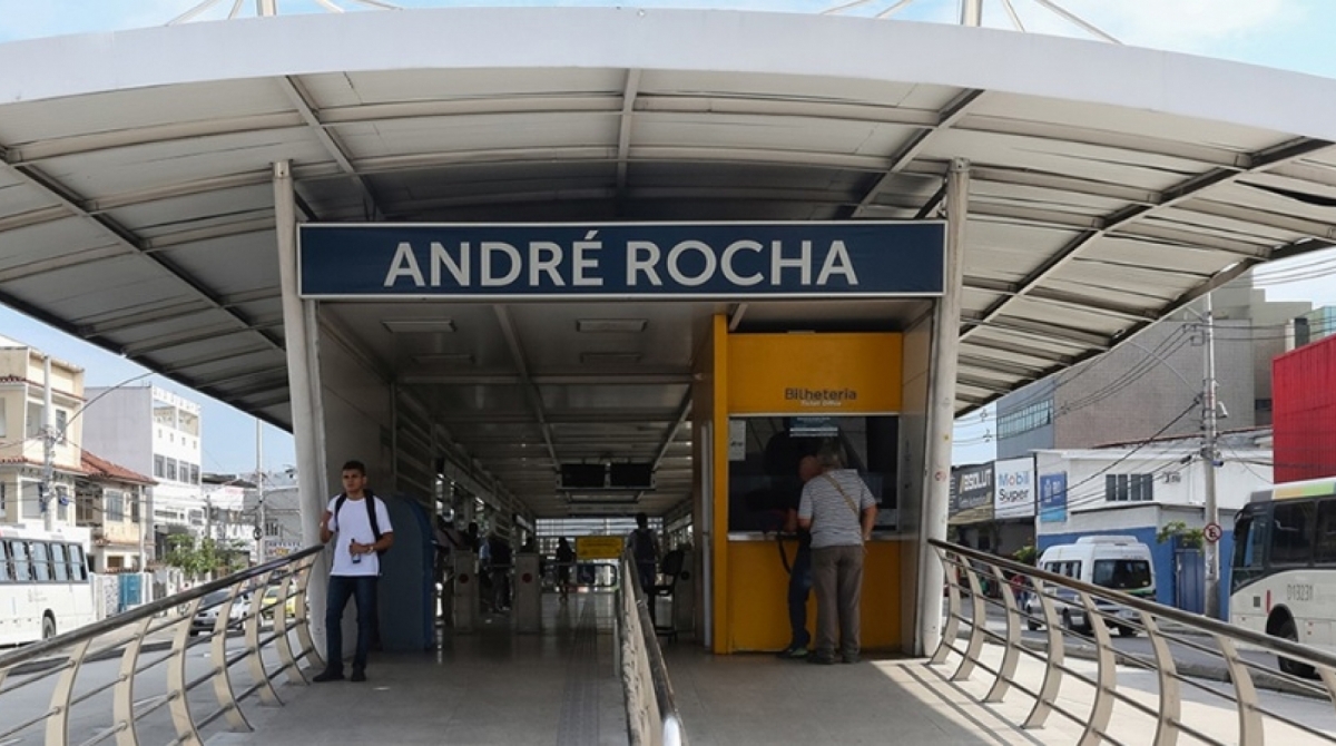 Crime aconteceu na estação do BRT André Rocha, na Taquara - Google / Reprodução