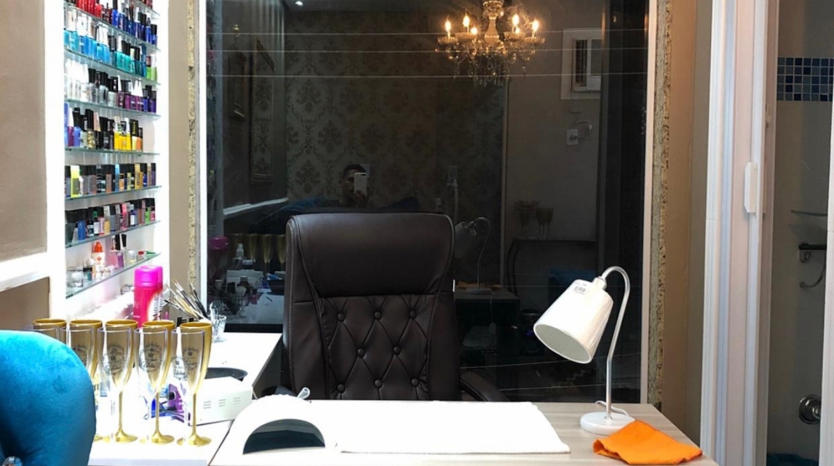 Wallace Costa virou referência em unhas na comunidade Kelson's com serviços e cursos de manicure