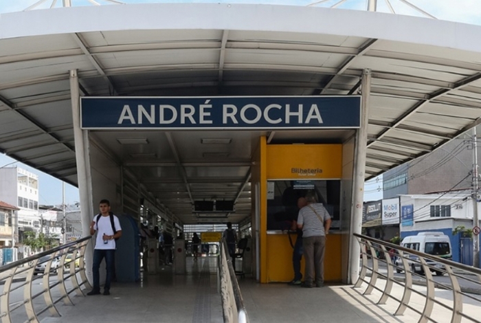 Crime aconteceu na estação do BRT André Rocha, na Taquara