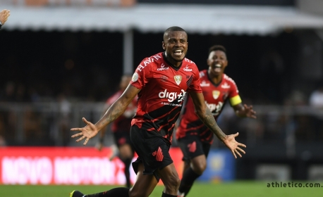 Volpi falha no fim, e São Paulo é derrotado em casa pelo Athletico-PR