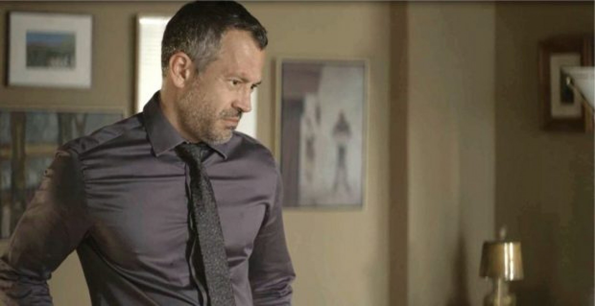 Agno (Malvino Salvador) em A Dona do Pedaço - Divulgação