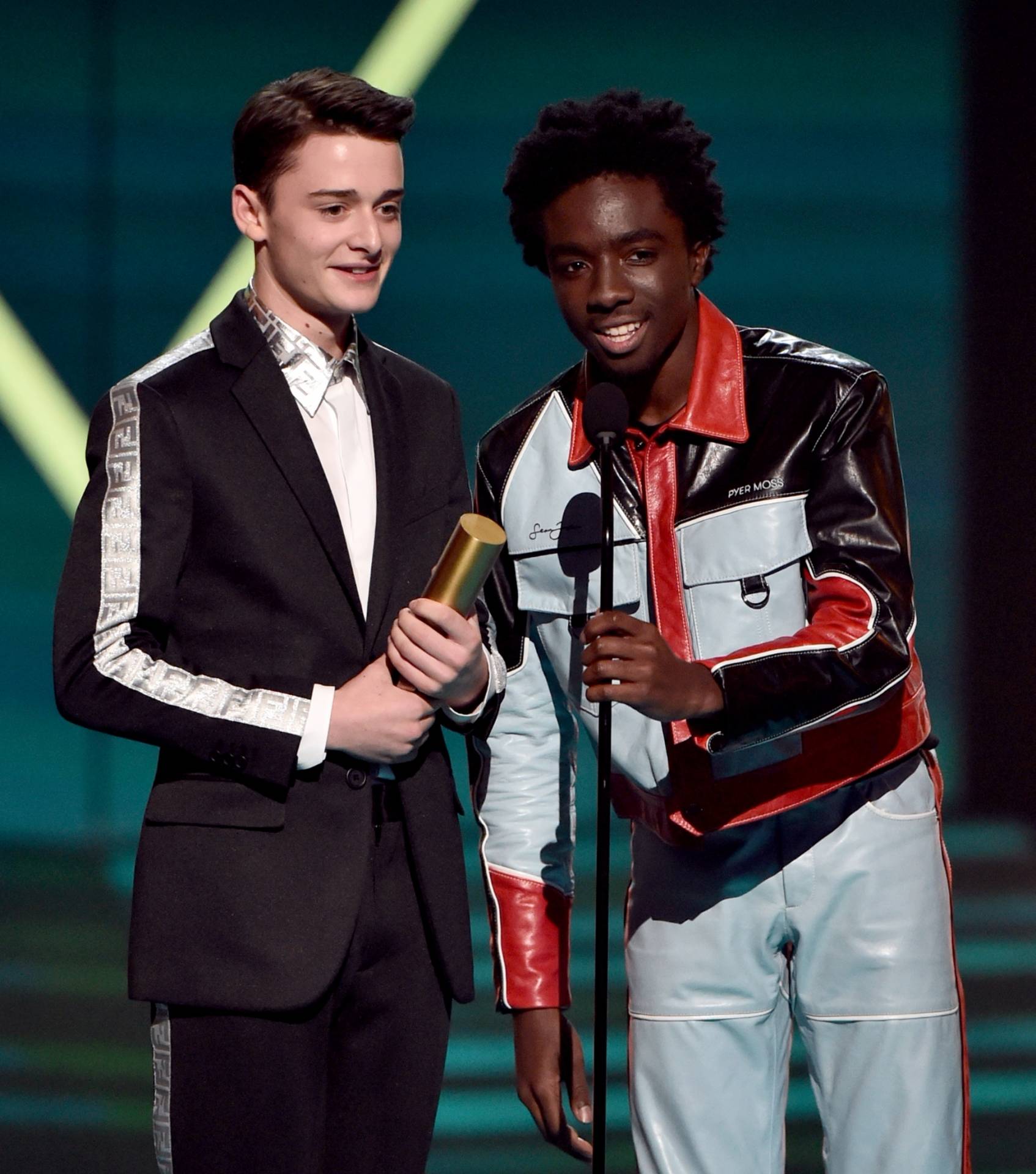 Noah Schnapp e Caleb McLaughlin
