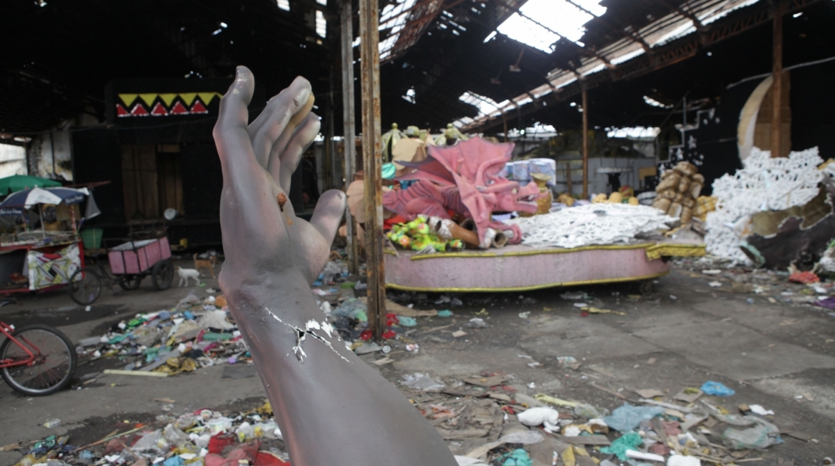Barrac&atilde;o da Porto da Pedra e da Acad&ecirc;micos de Santa Cruz: sem dinheiro, escolas da S&eacute;rie A se afundam em incertezas para o Carnaval - Ricardo Cassiano