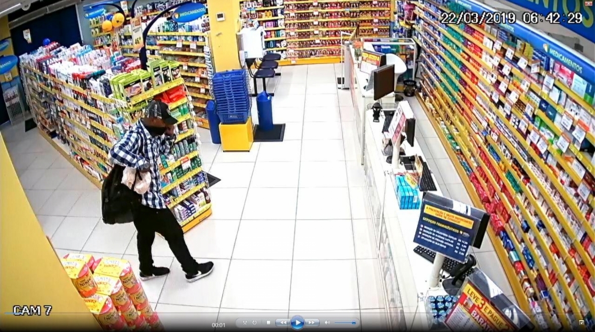 Quadrilha roubava cofres de farmácias e também cargas na Baixada - Divulgação