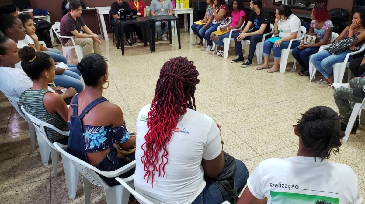 Projeto Recriando Raízes