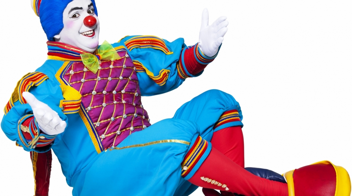 Palhaço Topetão, uma das atrações da chegada do Papai Noel no Caxias Shopping