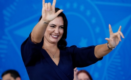 Michelle Bolsonaro desponta entre influenciadores e vira trunfo eleitoral