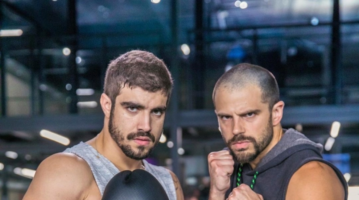 Rock (Caio Castro) e Paix&atilde;o (Duda Nagle)