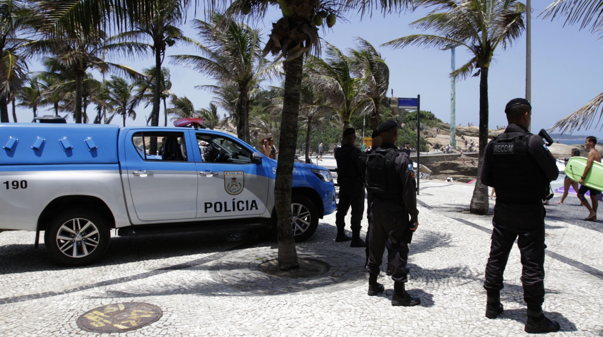 Rio,16/11/2019 -ARPOADOR- Praia do Arpoador, Opera&ccedil;ao verao 2019/2020 da Policia Militar junto com a Guarda Municipal .Foto: Cl&eacute;ber Mendes/Ag&ecirc;ncia O Dia