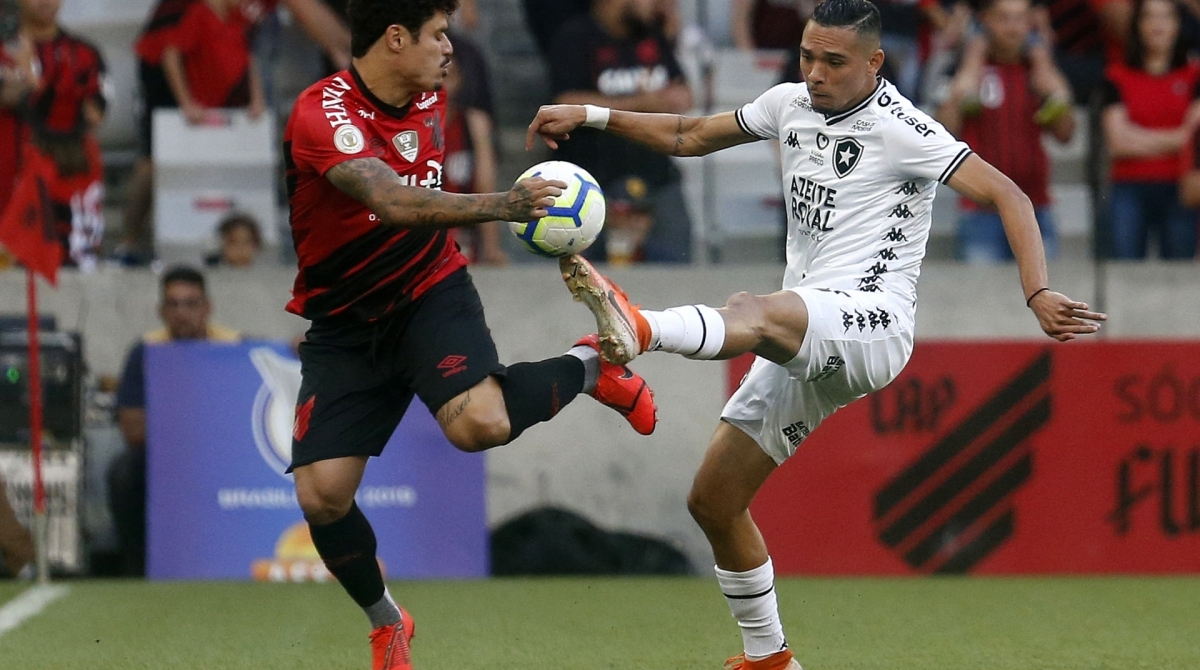 Luiz Fernando. Athletico PR x Botafogo na Arena da Baixada. 17 de Novembro de 2019, Curitiba, PR, Brasil. Foto: Vitor Silva/Botafogo. .Imagem protegida pela Lei do Direito Autoral Nº 9.610, DE 19 DE FEVEREIRO DE 1998. - Vitor Silva/Botafogo