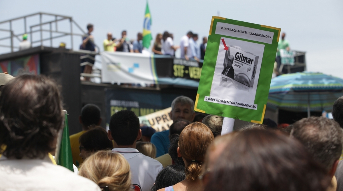 Rio, 17/11/2019  - Ato Pro Bolsonaro e contra Gilmar Mendes. Copacabana, zona sul  do Rio,  Foto: Ricardo Cassiano/Agencia O Dia