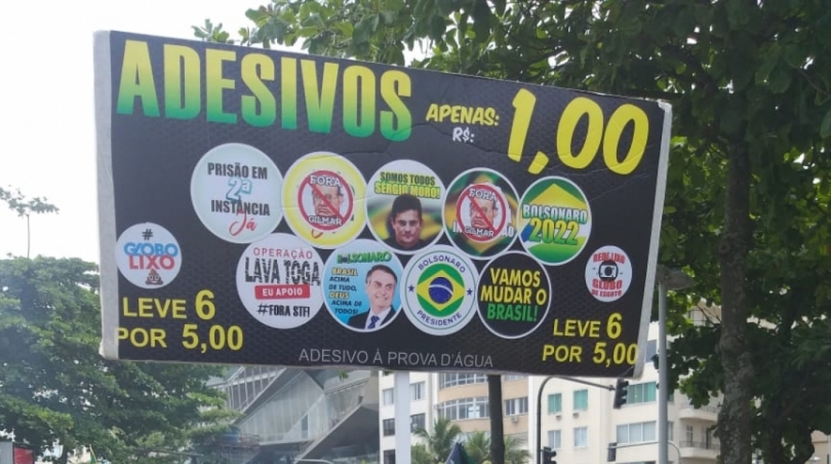 Diversos ambulantes estavam no local