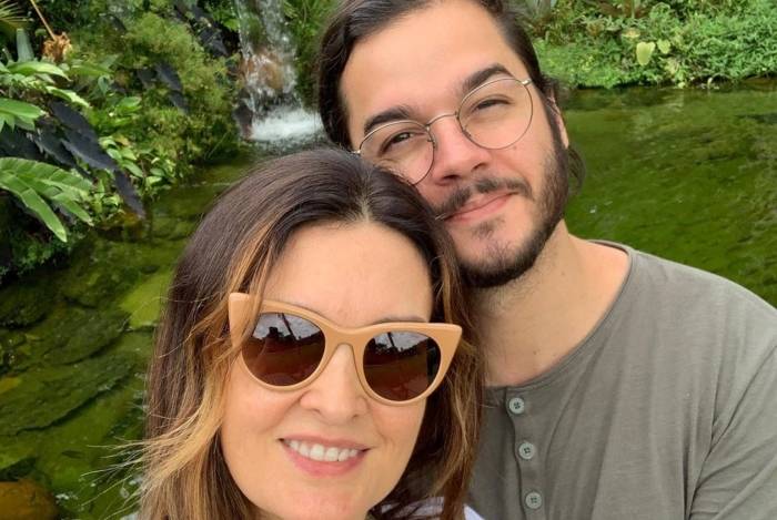 Fátima Bernardes e Túlio Gadelha curtem feriado juntinhos em Pirenópolis - Ag. News