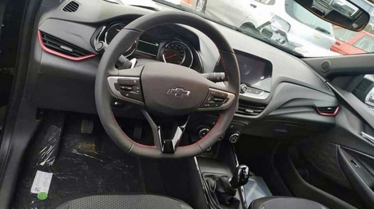 Versão RS foi flagrada em pátio de fábrica no Sul do país