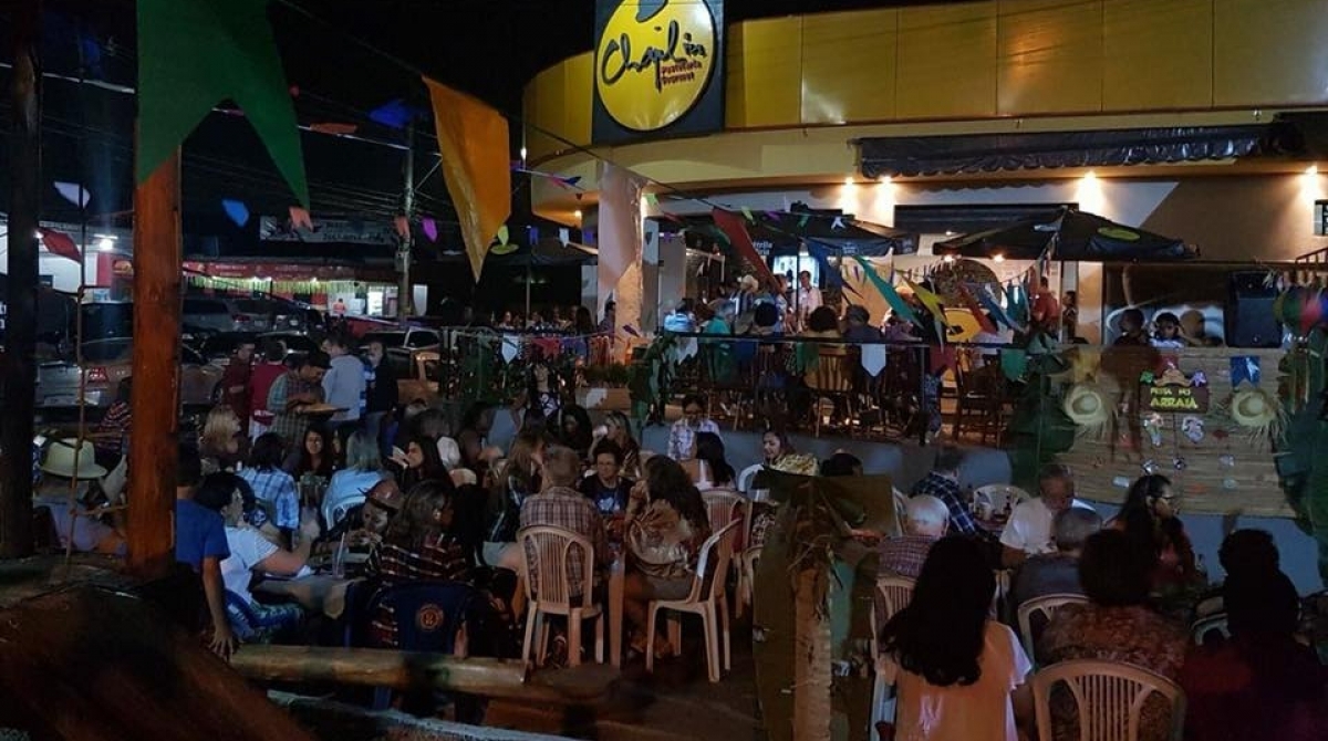 Datas comemorativas ganham decoração especial na Chaplin Pastelaria Gourmet, no Bairro da Luz - Reprodução de internet