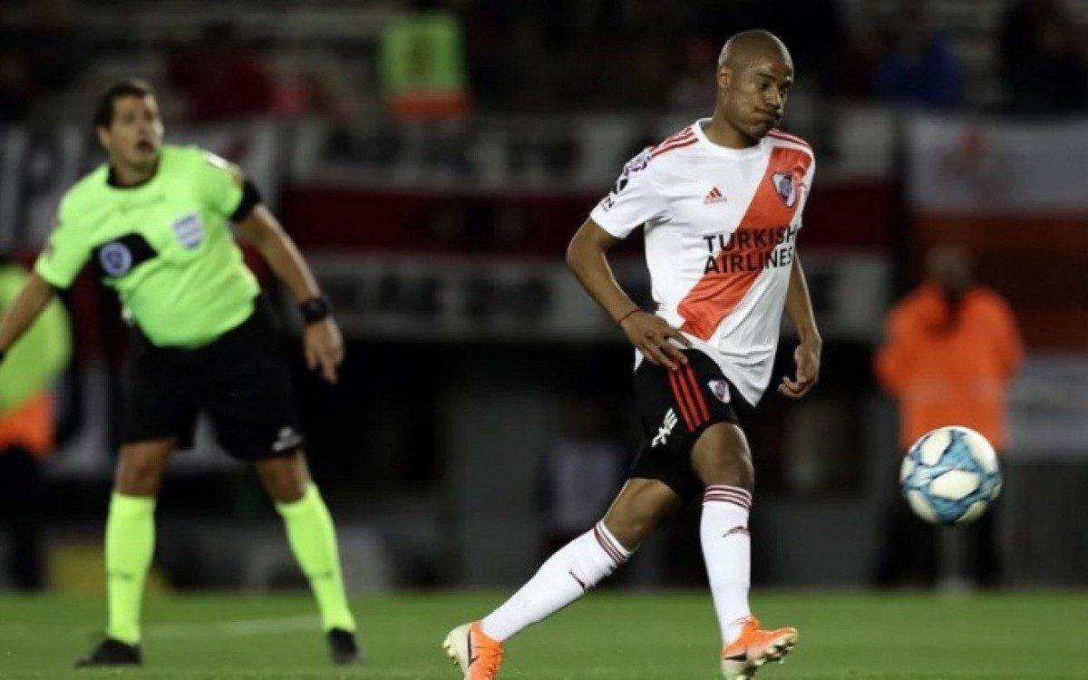 Nicolas De La Cruz &eacute;  um dos destaques do River Plate - (Foto: Alejandro Pagni/AFP)