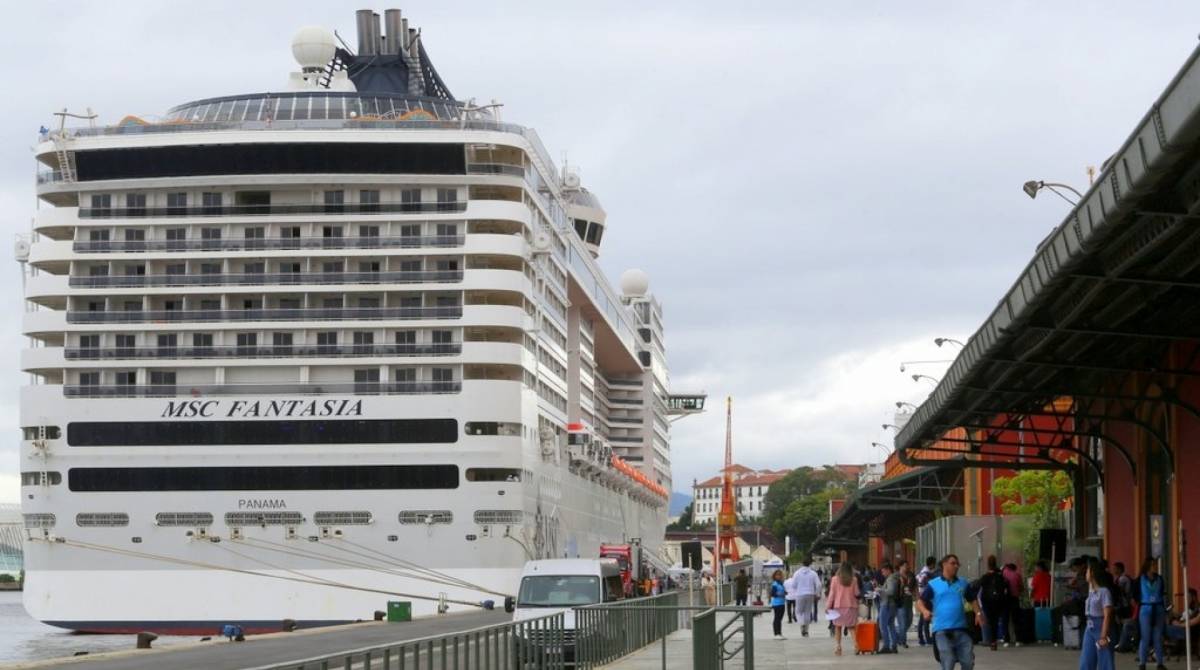 MSC Fantasia atracado no Pier Mau&aacute;, no Rio de Janeiro - Divulgação/Philippe Lima