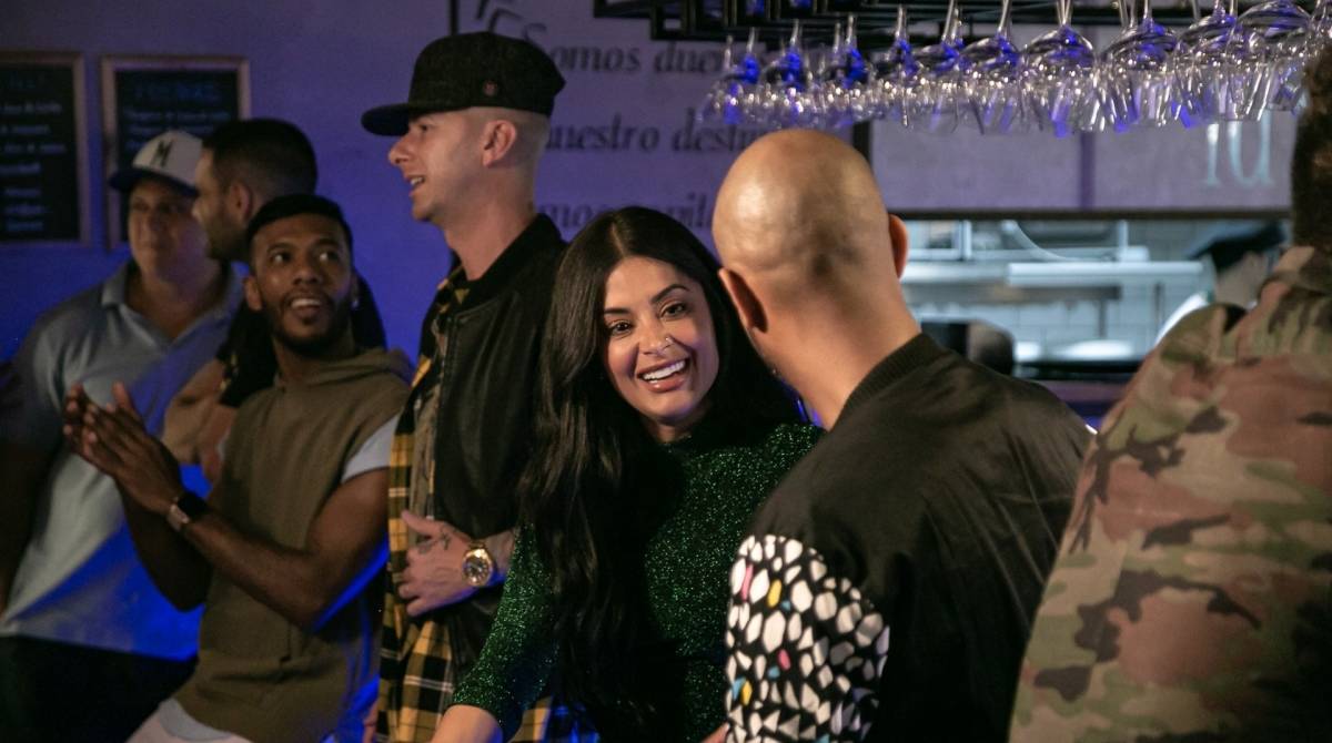 Turma do Pagode grava clipe com Aline Riscado