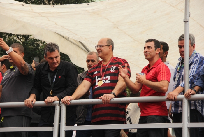 Witzel no desfile dos jogadores do Flamengo, no Centro do Rio