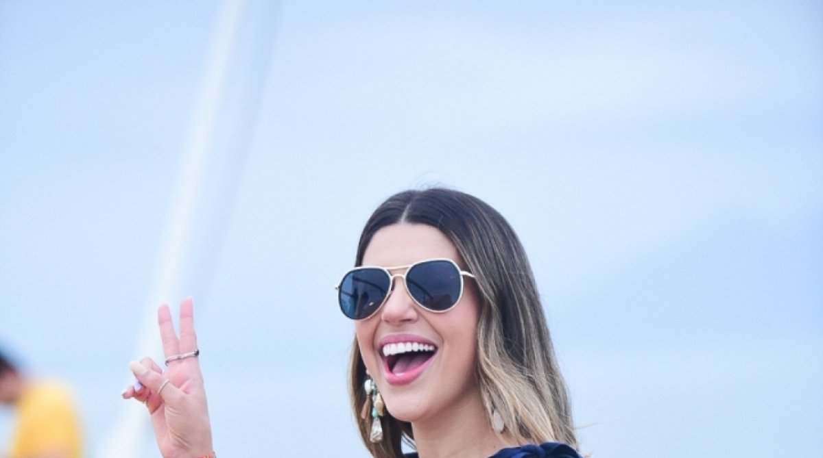 Vivian Amorim e Isabella Cecchi mostram suas curvas no cruzeiro de Wesley Safadão