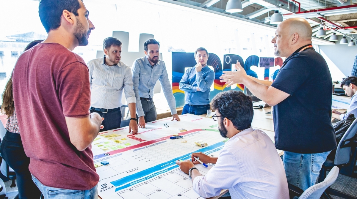 Fábrica de Startups completa um ano de atuação no Rio: empresa proporcionou negócios entre grandes empresas e 57 startups - Divulgação