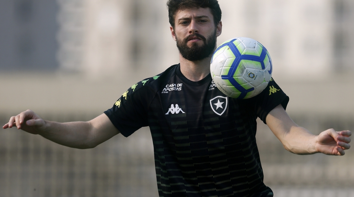 Joao Paulo.Treino do Botafogo no Estadio Nilton Santos. 25 de Outubro de 2019, Rio de Janeiro, RJ, Brasil. Foto: Vitor Silva/Botafogo. .Imagem protegida pela Lei do Direito Autoral Nº 9.610, DE 19 DE FEVEREIRO DE 1998.