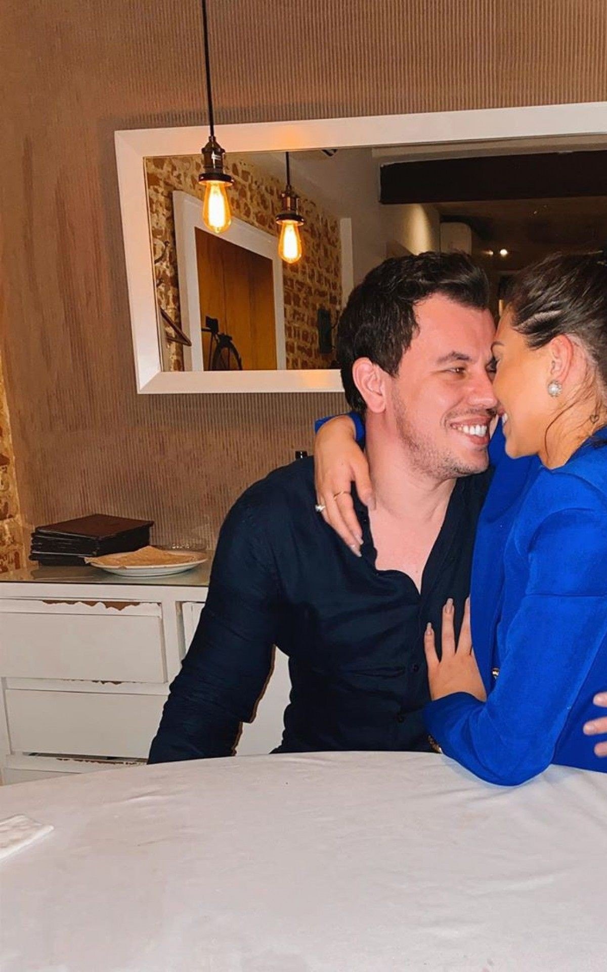 Fl&aacute;via Pavanelli e o novo namorado, Junior Mendonza - Reprodu&ccedil;&atilde;o Internet