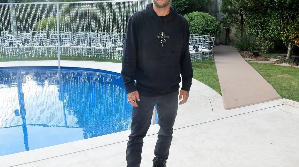 Pedro Scooby e Cintia Dicker