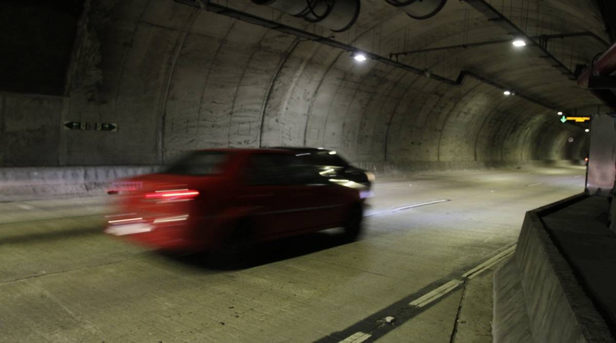 T&uacute;nel Marcello Alencar foi interditado por conta de ocorr&ecirc;ncia policial  - Cl&eacute;ber Mendes