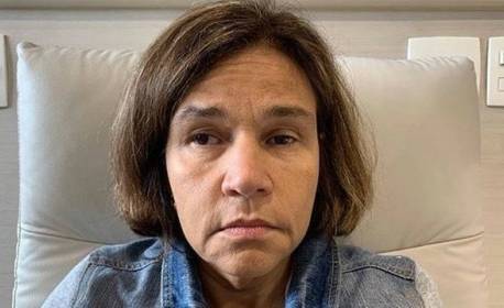 Claudia Rodrigues é internada após passar mal em casa