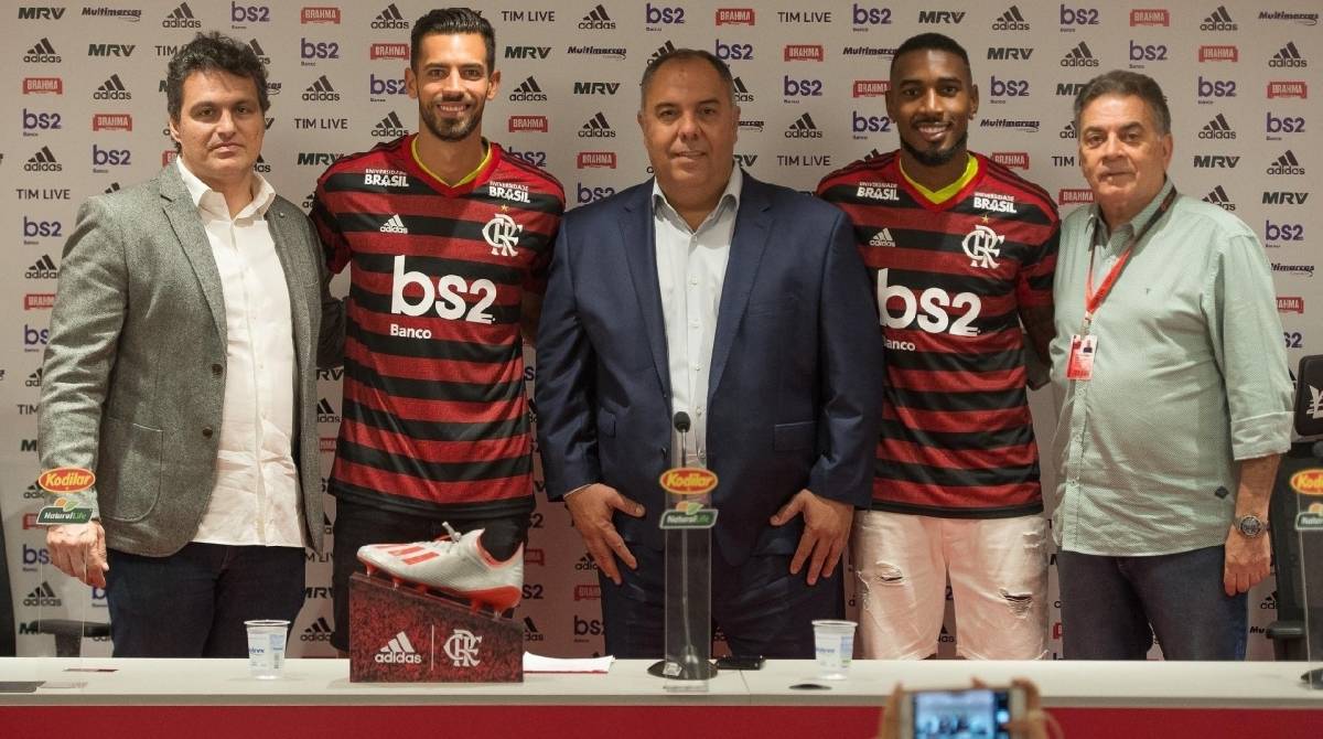 Braz, com Spindel e Pelaipe, no dia da apresentação de Gerson e Marí