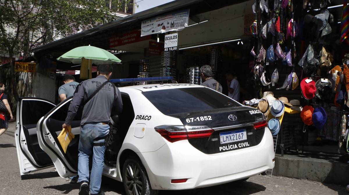 Agentes tamb&eacute;m estiveram no pr&oacute;prio camel&oacute;dromo - Reginaldo Pimenta