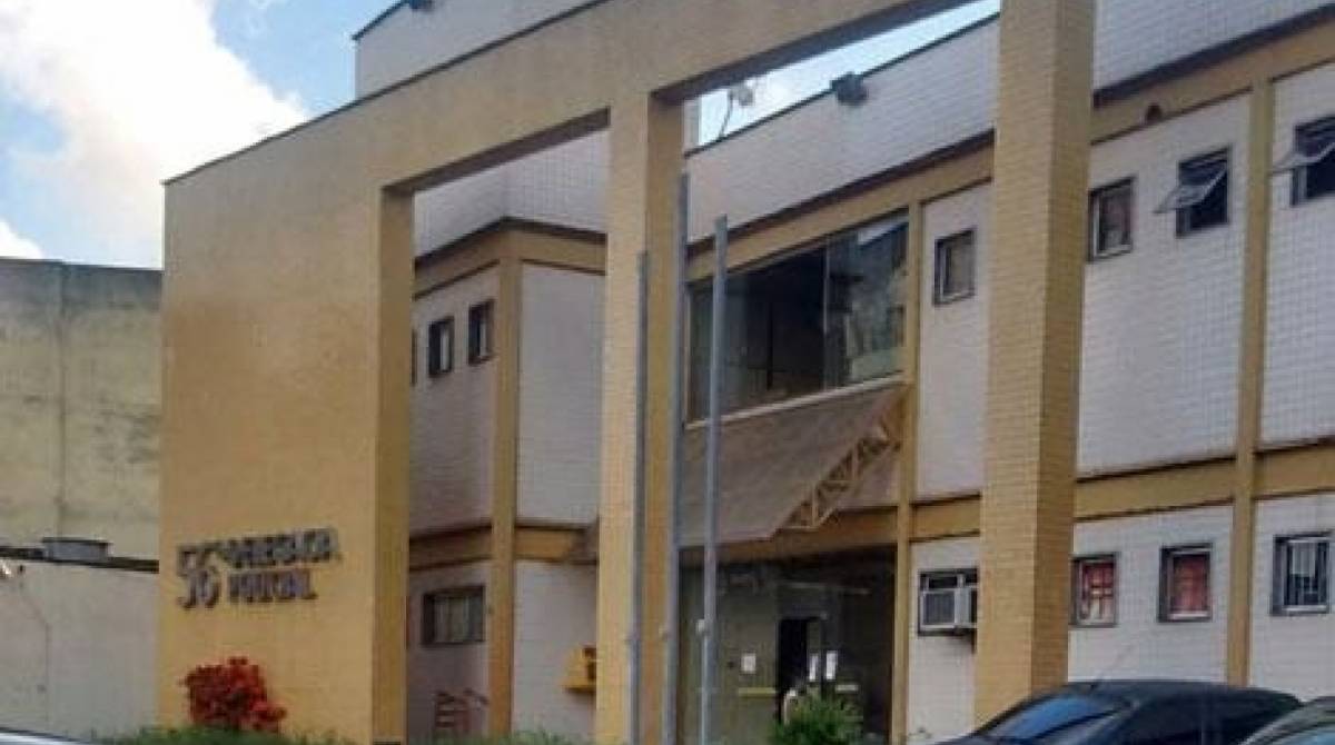 Policiais da 56Âª DP (Comendador Soares) prenderam, na tarde dessa quarta-feira, Daniel dos Santos Amaro, pelo crime de ameaÃ§a - Internet