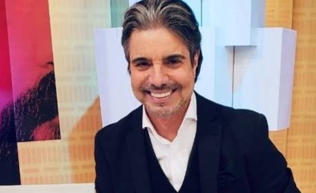 João Kléber passa por cirurgia de emergência em São Paulo