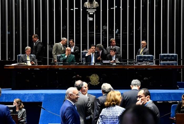 Plenário do Senado aprova reestruturação das carreiras militares