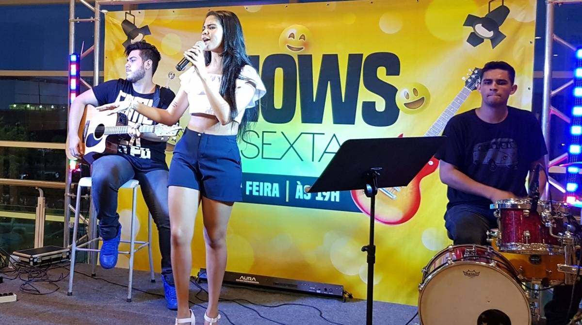 Anna Lima canta no Caxias Shopping nesta sexta-feira - Divulgação