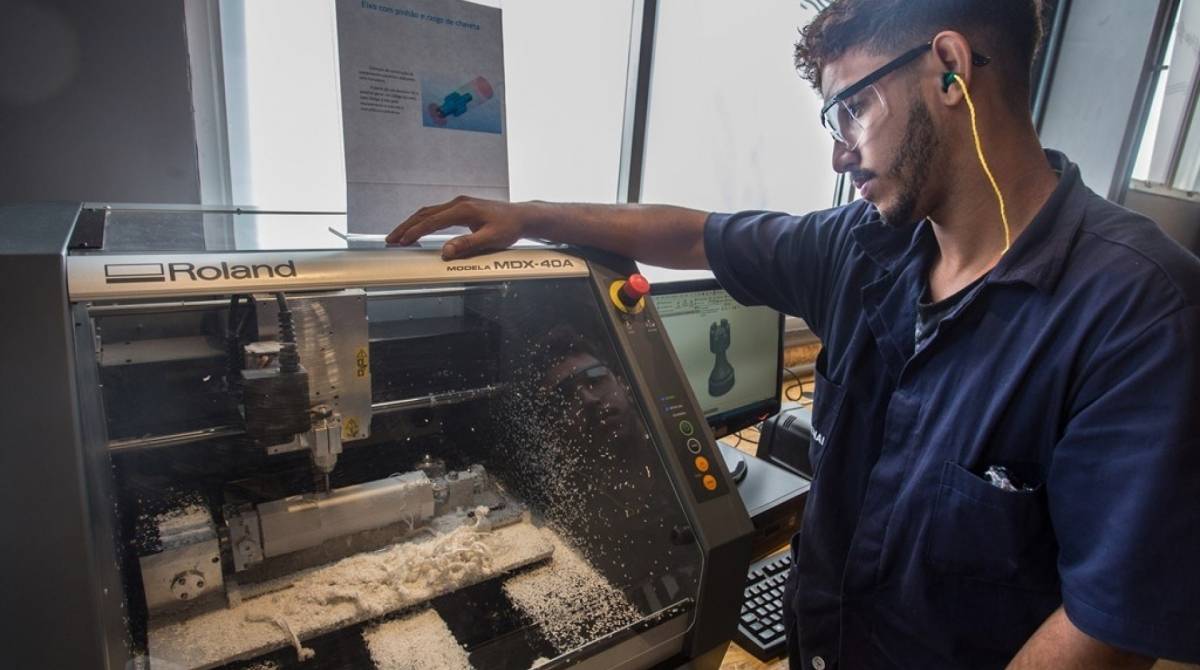 Firjan SENAI abre as portas de seus laboratÃ³rios