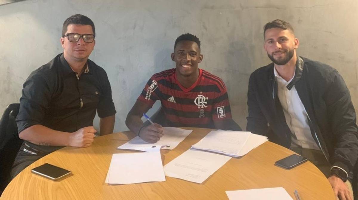 Yuri César renovou recentemente com o Flamengo até 2023